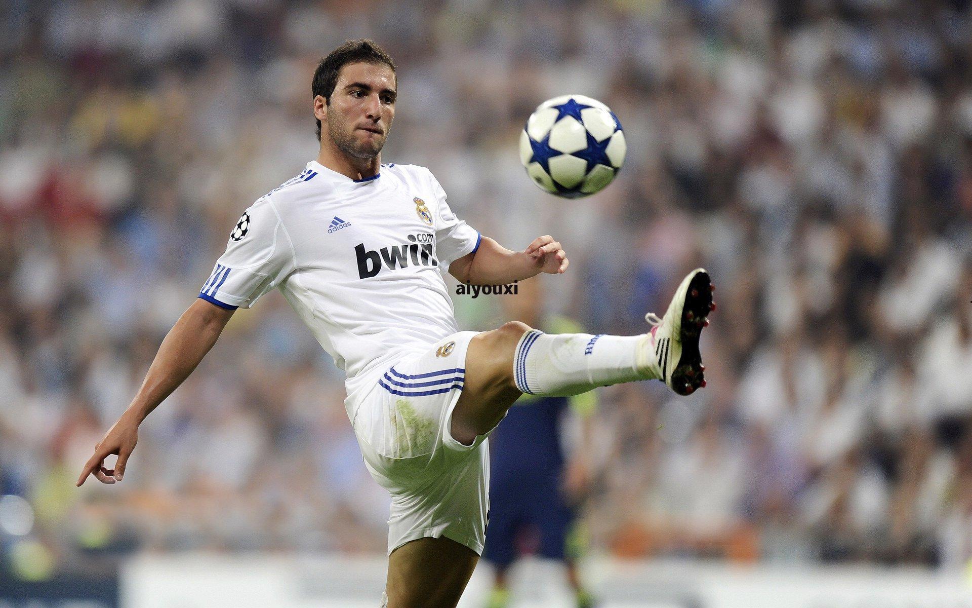 德转历史盘点,亚马尔领衔17岁球星身价榜 新星身价破亿引足坛震动