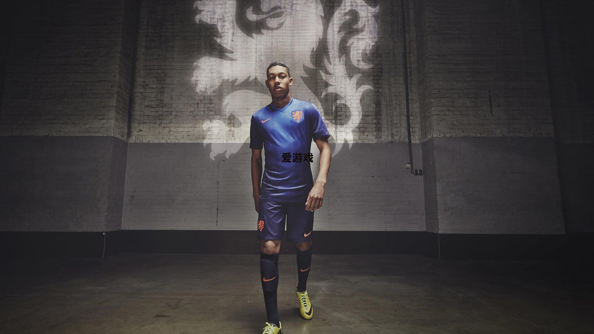 马尔蒂尼回忆意甲首秀趣事，当年我连球鞋都没带！